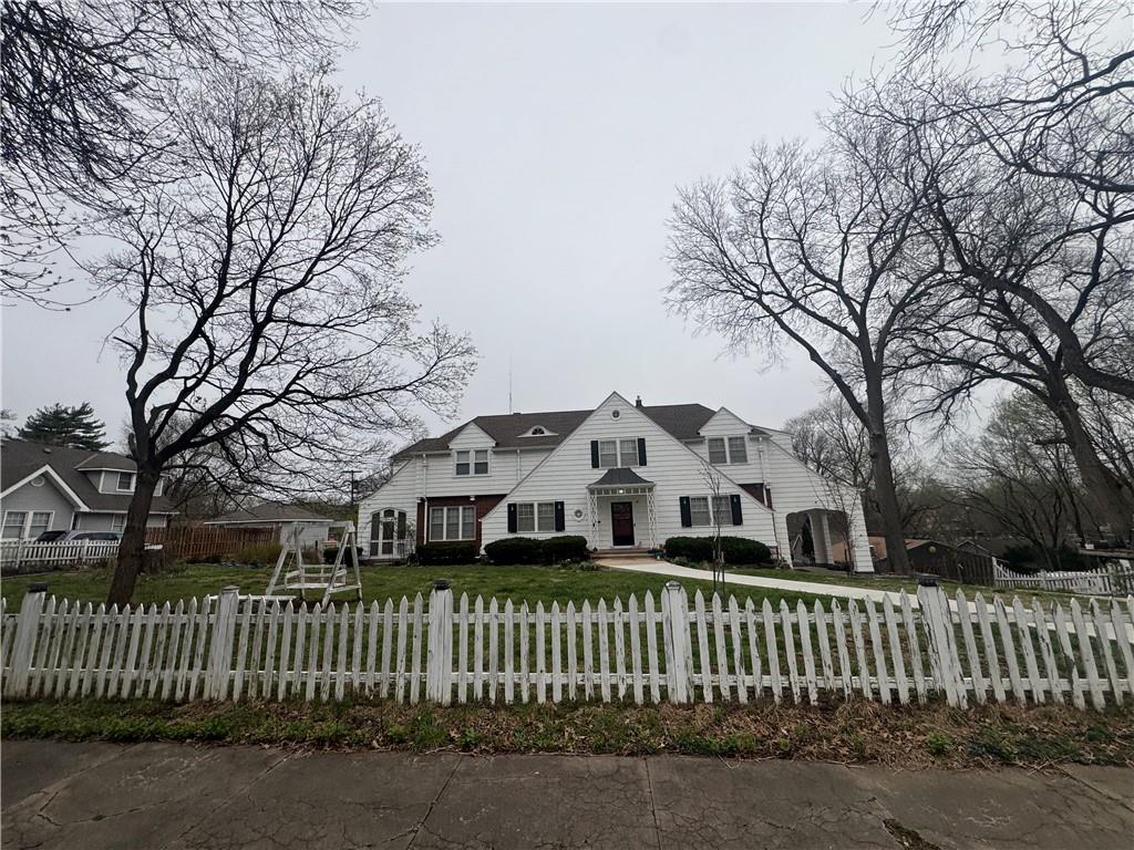 Listing Photo MLS #HMS2618446