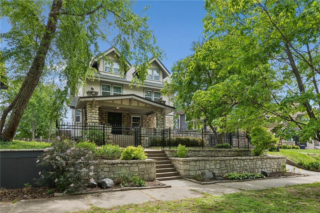 Listing Photo MLS #HMS2618519