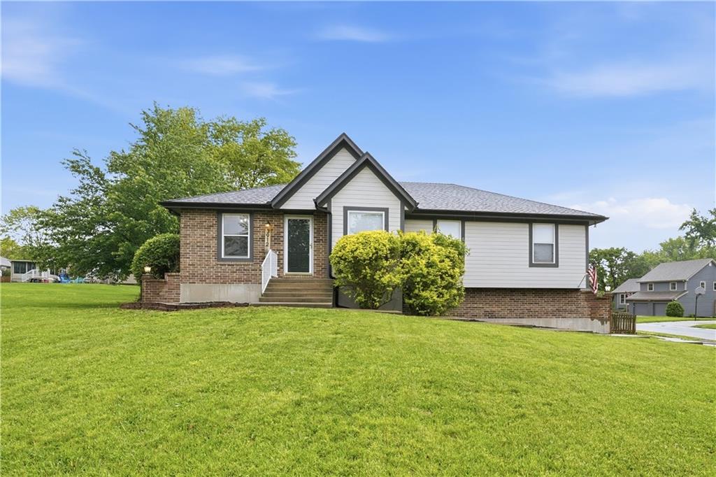 Listing Photo MLS #HMS2618579