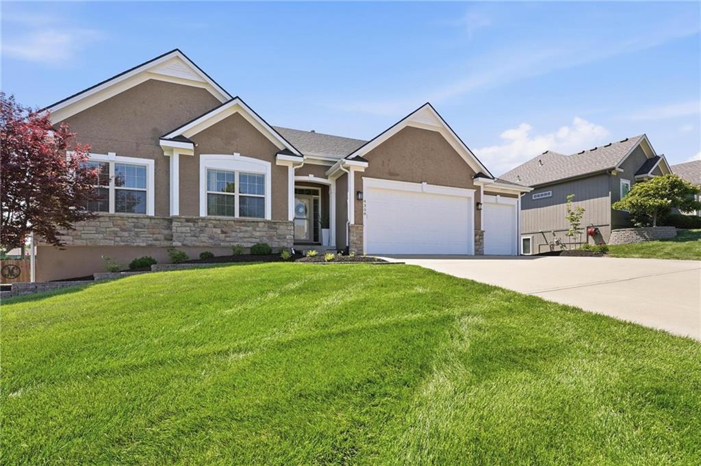 Listing Photo MLS #HMS2618591