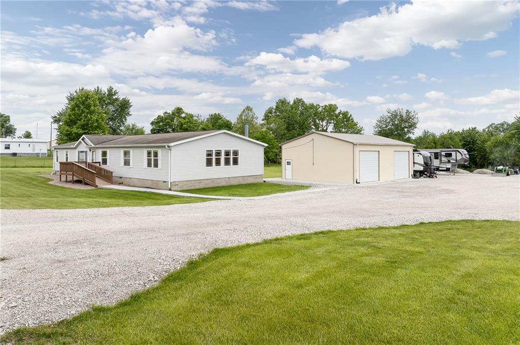 Listing Photo MLS #HMS2618602