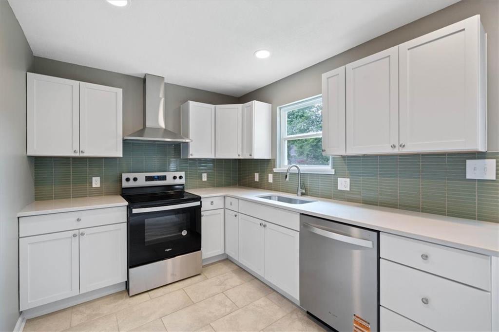 Listing Photo MLS #HMS2618608