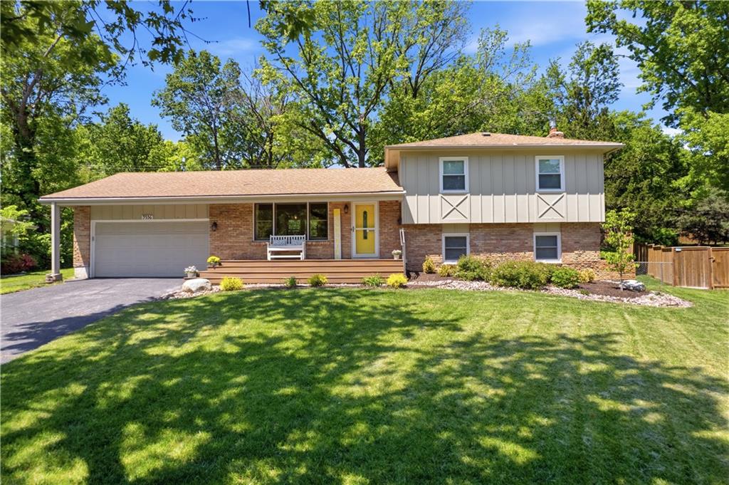 Listing Photo MLS #HMS2618682