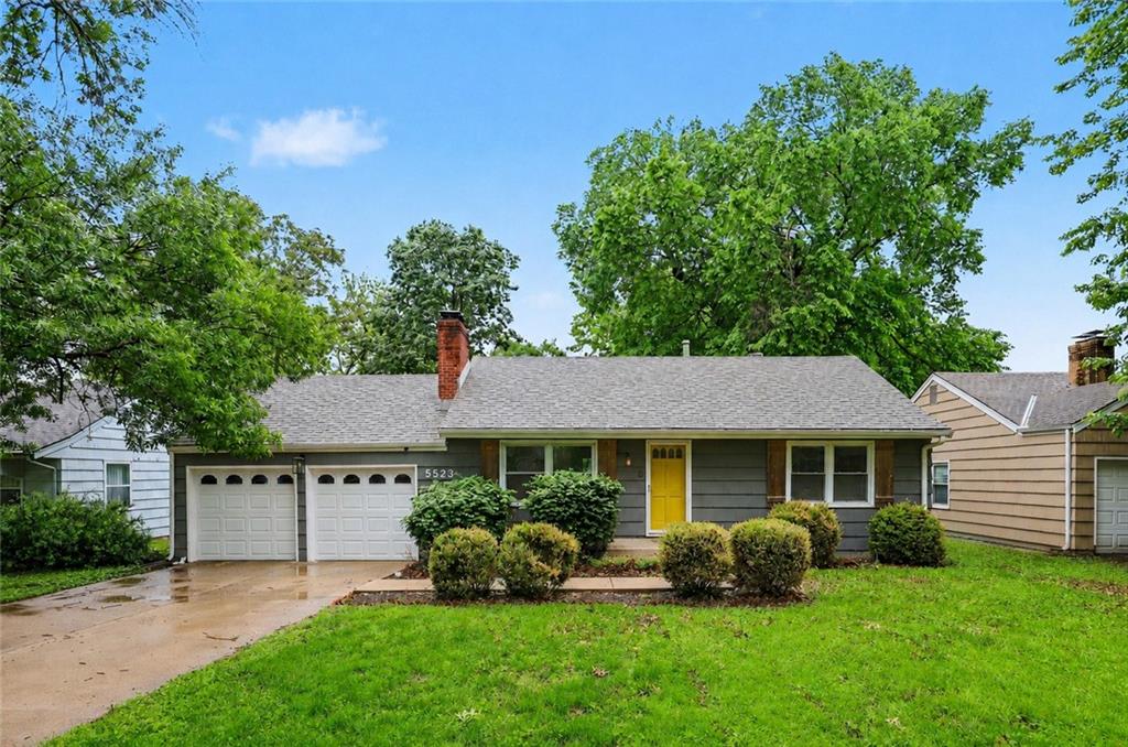 Listing Photo MLS #HMS2618686