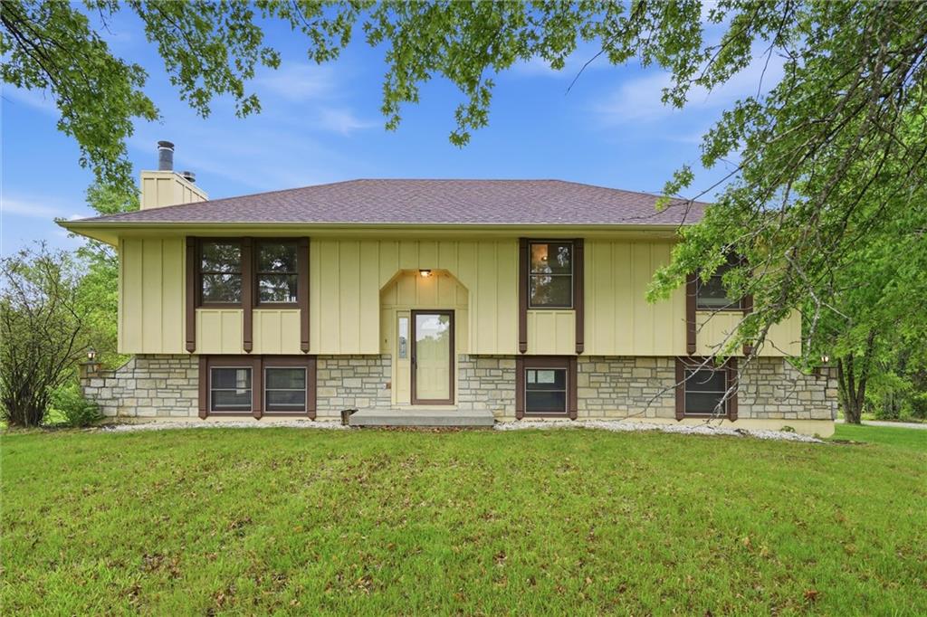 Listing Photo MLS #HMS2618699