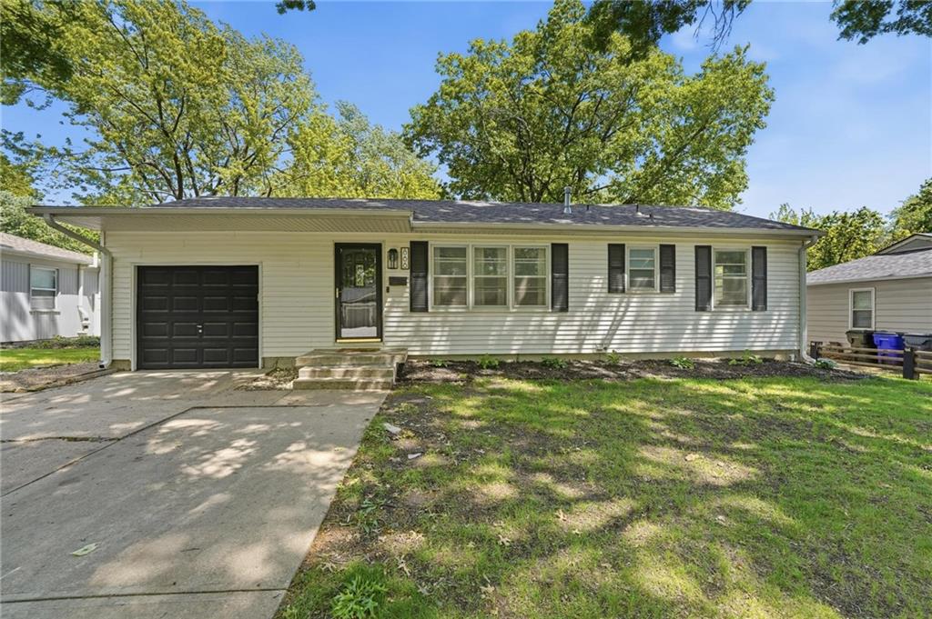 Listing Photo MLS #HMS2618744