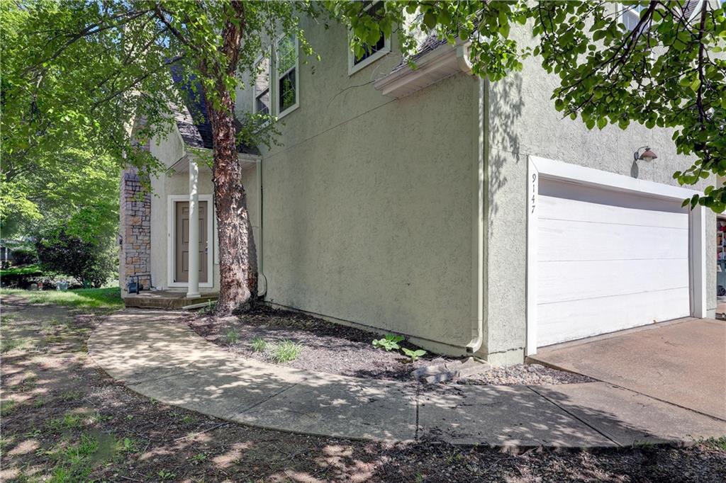 Listing Photo MLS #HMS2618798