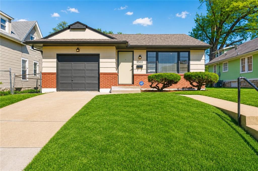 Listing Photo MLS #HMS2618808