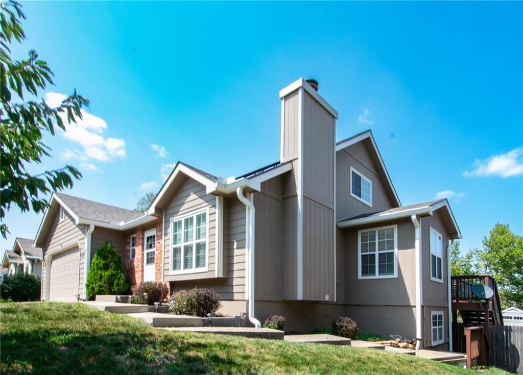 Listing Photo MLS #HMS2618837