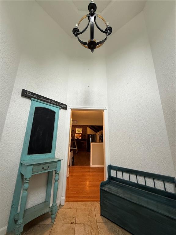 Listing Photo MLS #HMS2618841