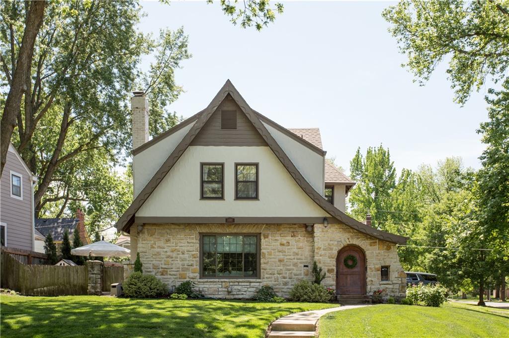 Listing Photo MLS #HMS2618867