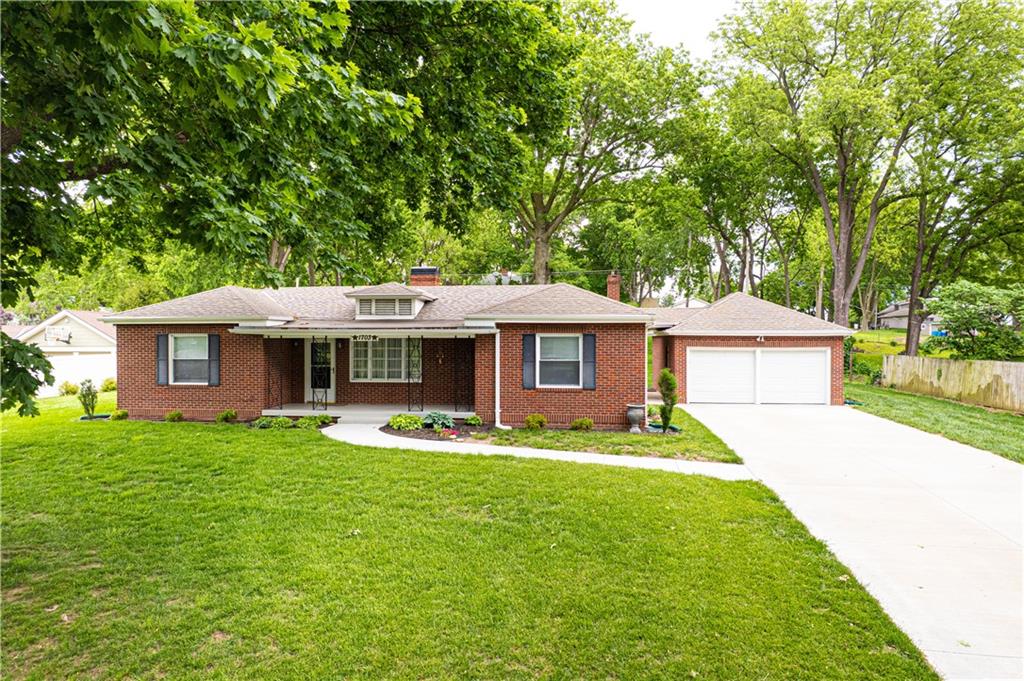 Listing Photo MLS #HMS2618888