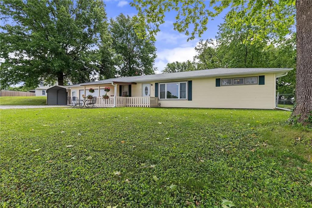 Listing Photo MLS #HMS2618896