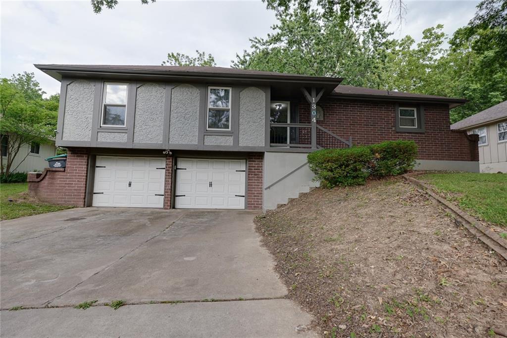 Listing Photo MLS #HMS2618899