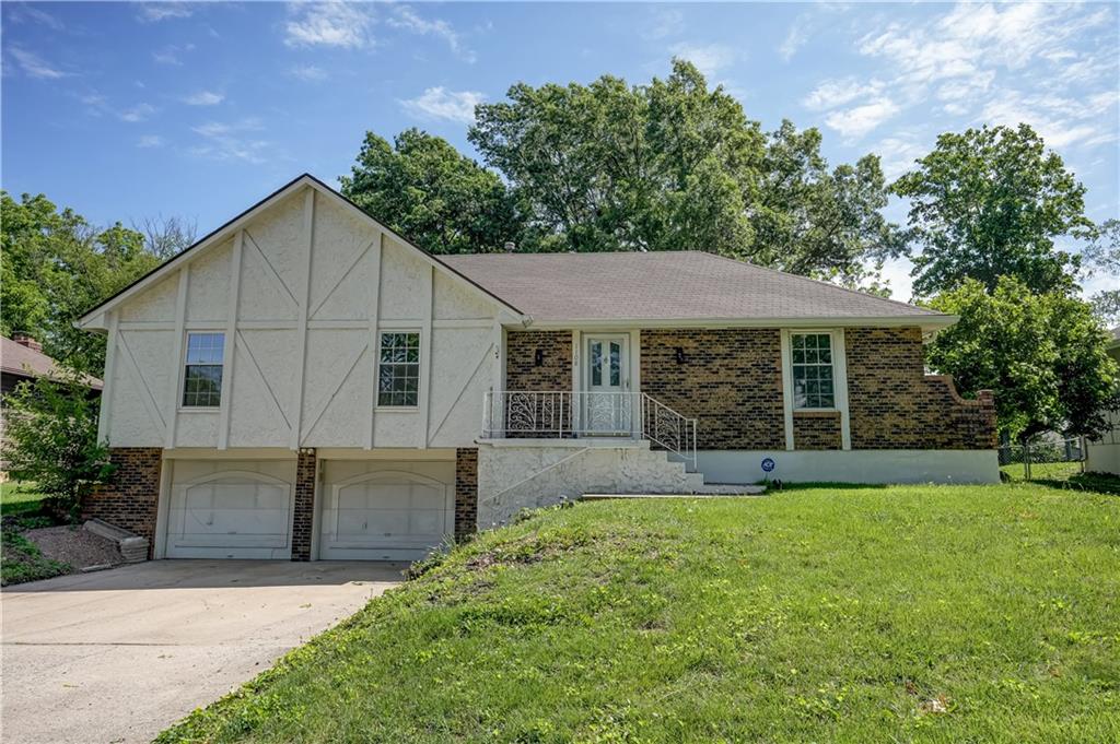Listing Photo MLS #HMS2618927