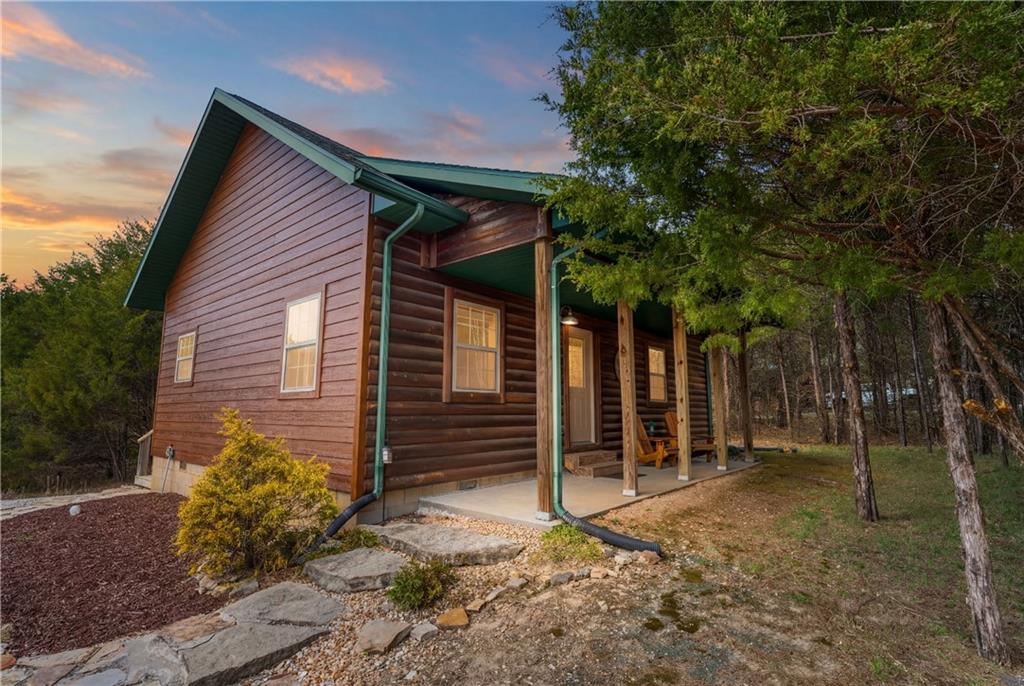 Listing Photo MLS #HMS2618961