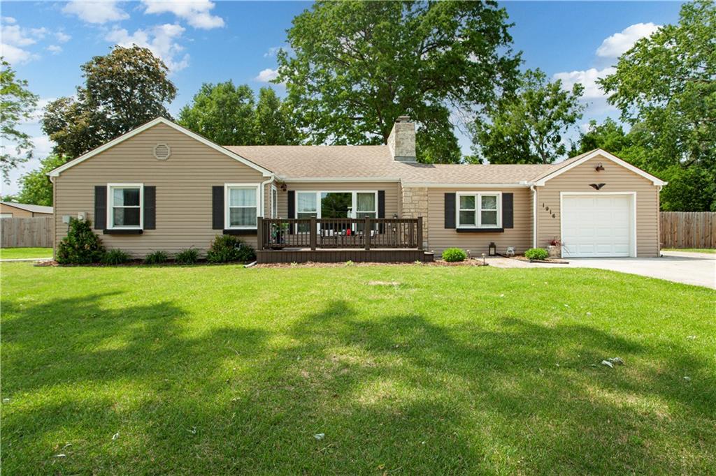 Listing Photo MLS #HMS2619007