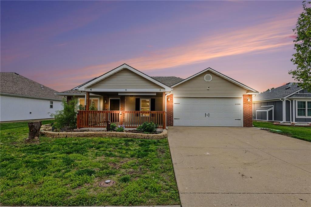 Listing Photo MLS #HMS2619011