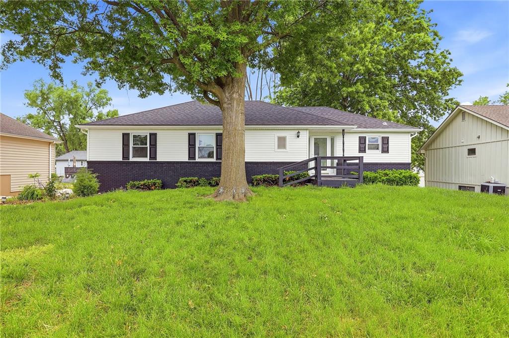 Listing Photo MLS #HMS2619031