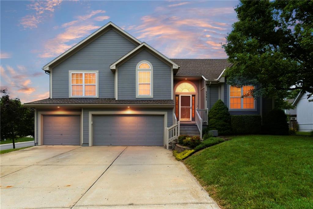 Listing Photo MLS #HMS2619032