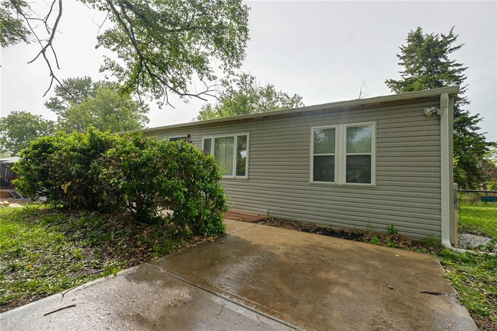 Listing Photo MLS #HMS2619097