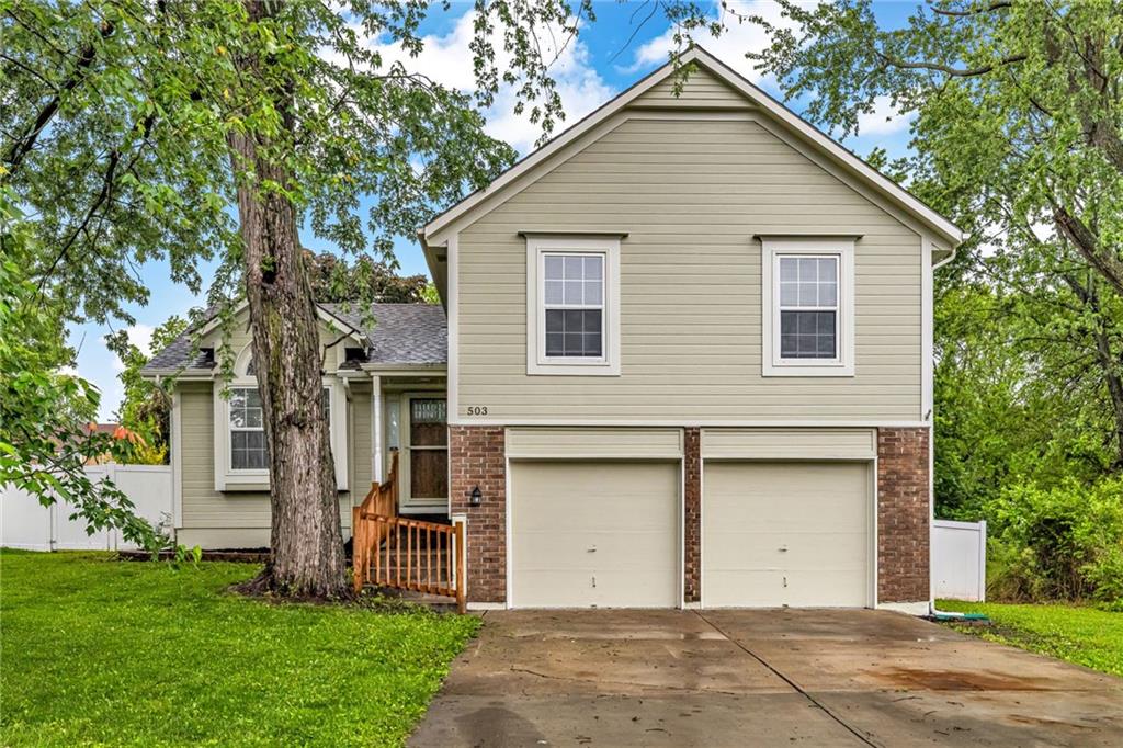 Listing Photo MLS #HMS2619122