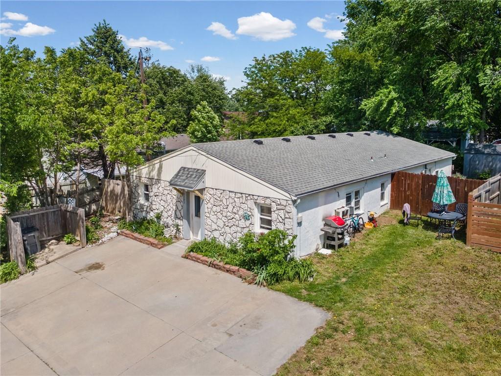 Listing Photo MLS #HMS2619123