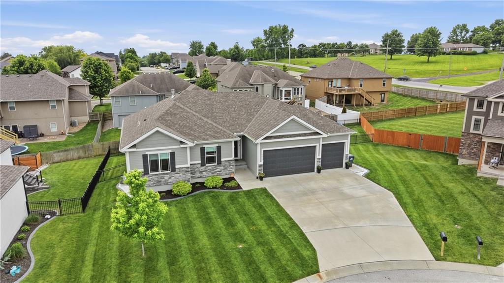 Listing Photo MLS #HMS2619186