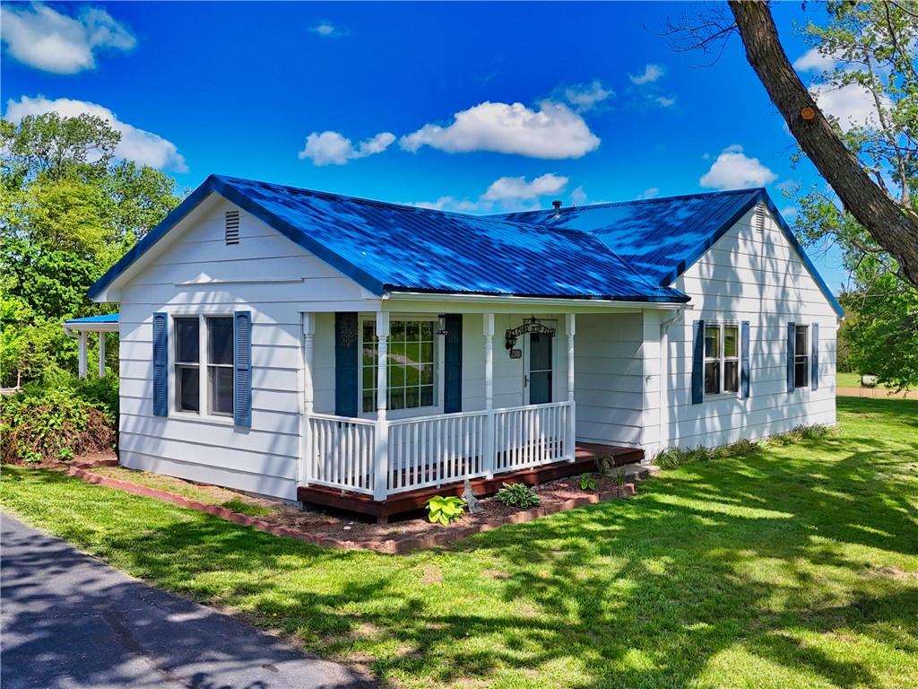 Listing Photo MLS #HMS2619216
