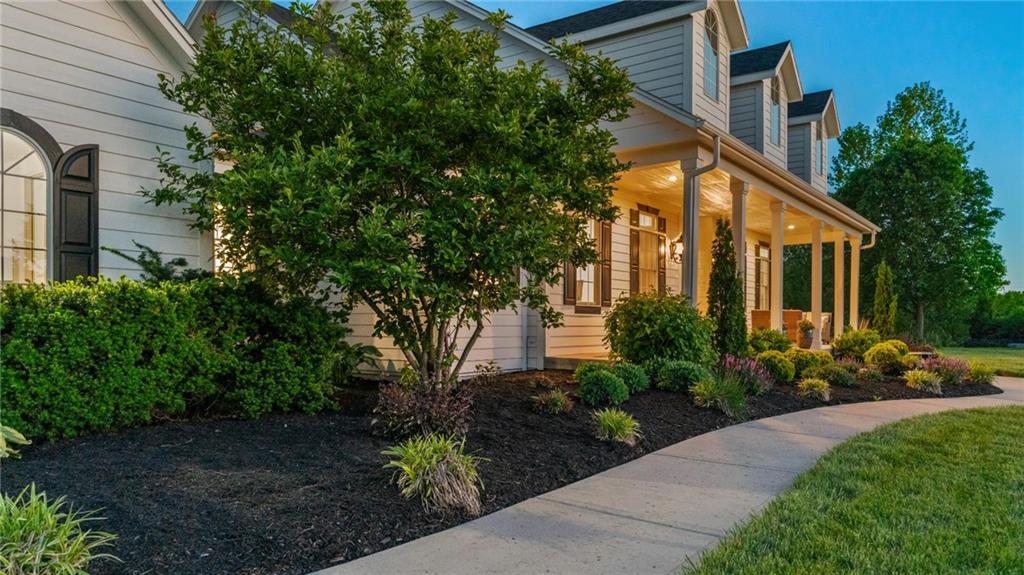 Listing Photo MLS #HMS2619223