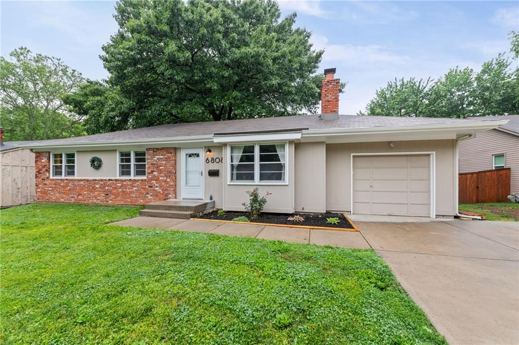 Listing Photo MLS #HMS2619231