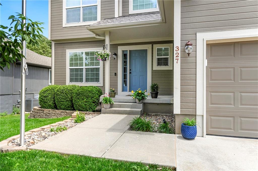 Listing Photo MLS #HMS2619300
