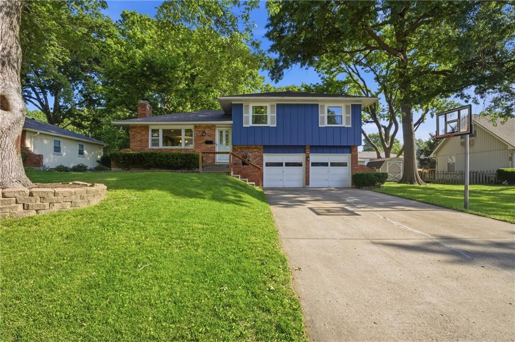 Listing Photo MLS #HMS2619405
