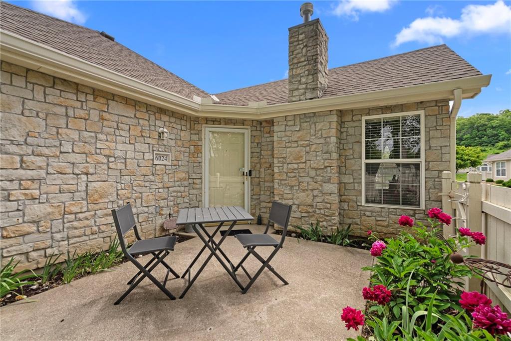 Listing Photo MLS #HMS2619546