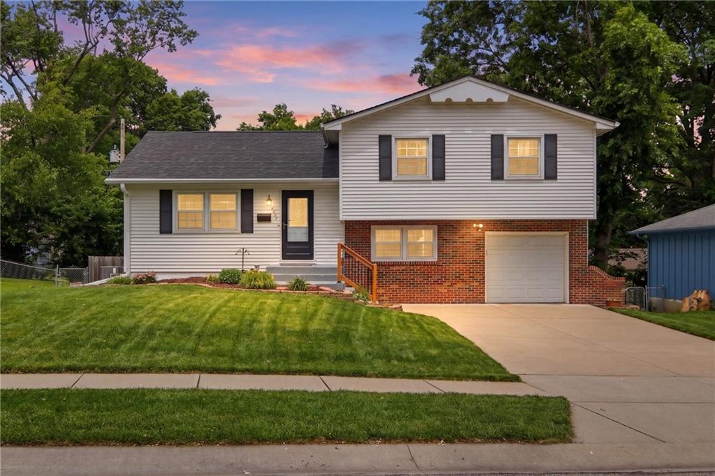 Listing Photo MLS #HMS2619608