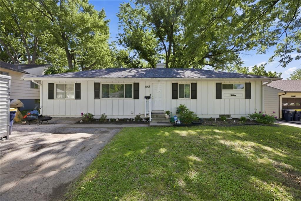 Listing Photo MLS #HMS2619620