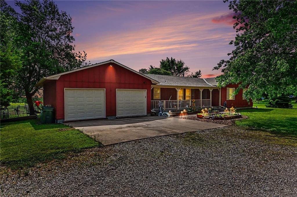 Listing Photo MLS #HMS2619656