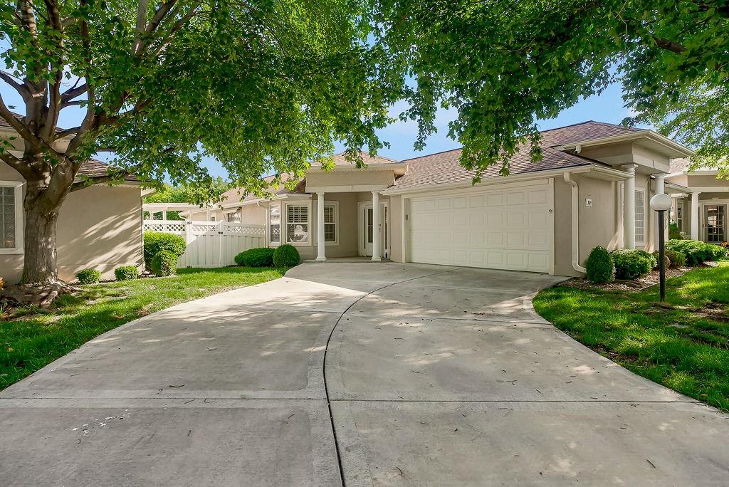 Listing Photo MLS #HMS2619658