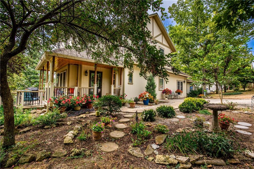 Listing Photo MLS #HMS2619710