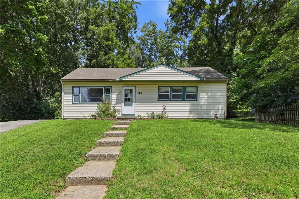 Listing Photo MLS #HMS2619723