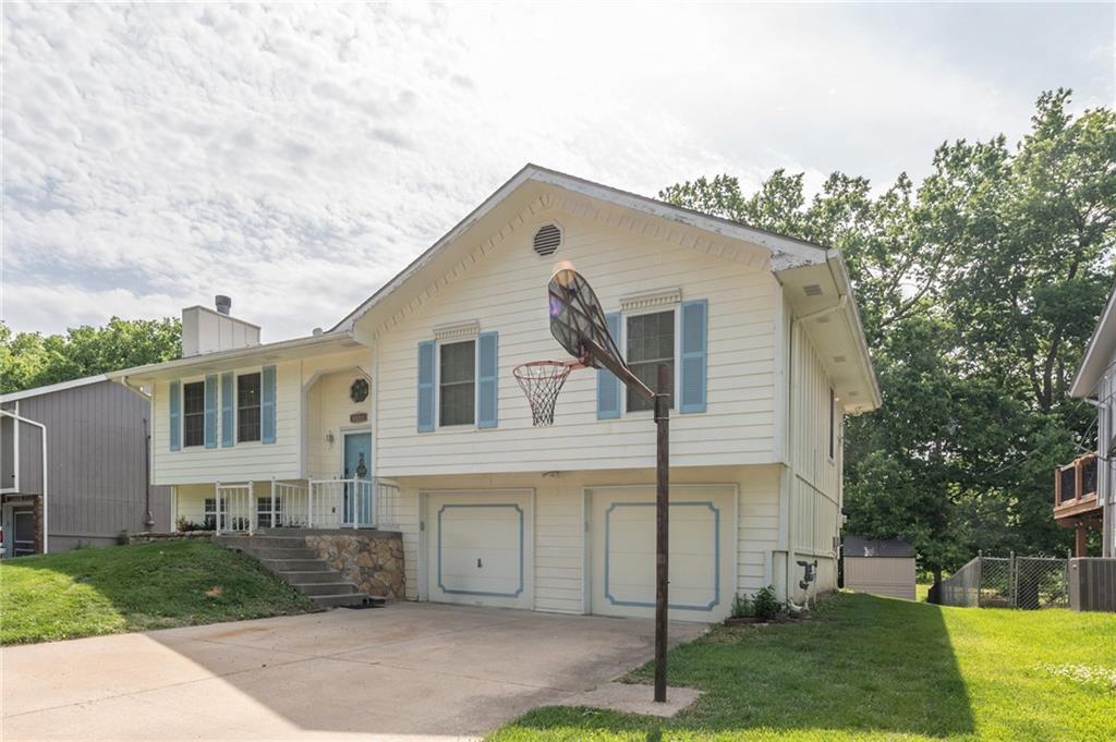 Listing Photo MLS #HMS2619739