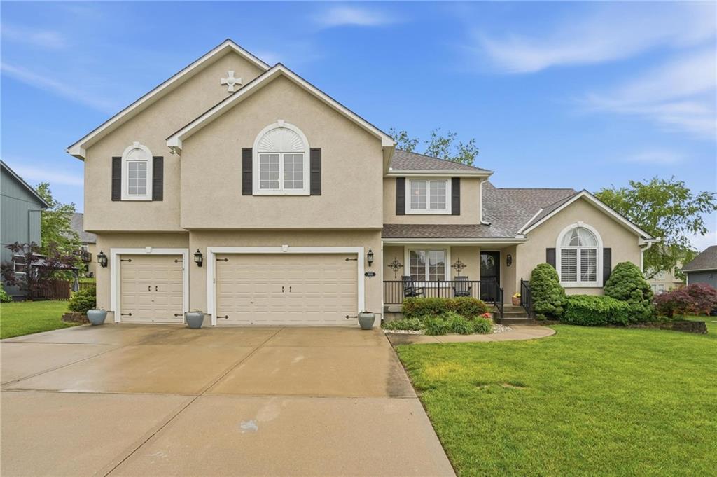 Listing Photo MLS #HMS2619803