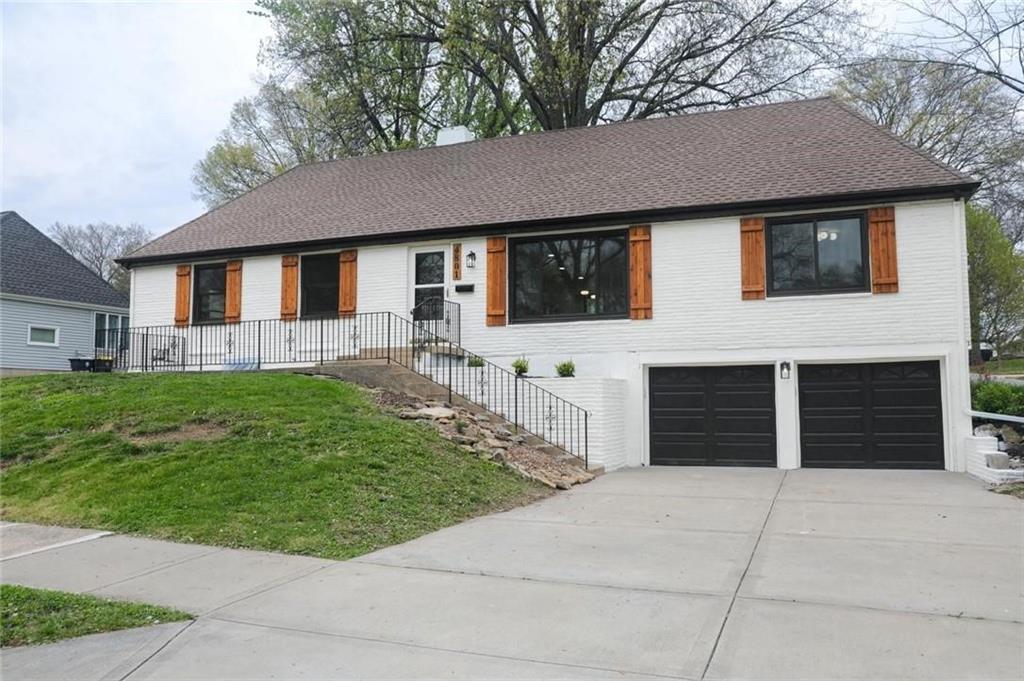 Listing Photo MLS #HMS2619857
