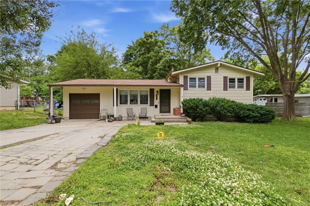 Listing Photo MLS #HMS2619888
