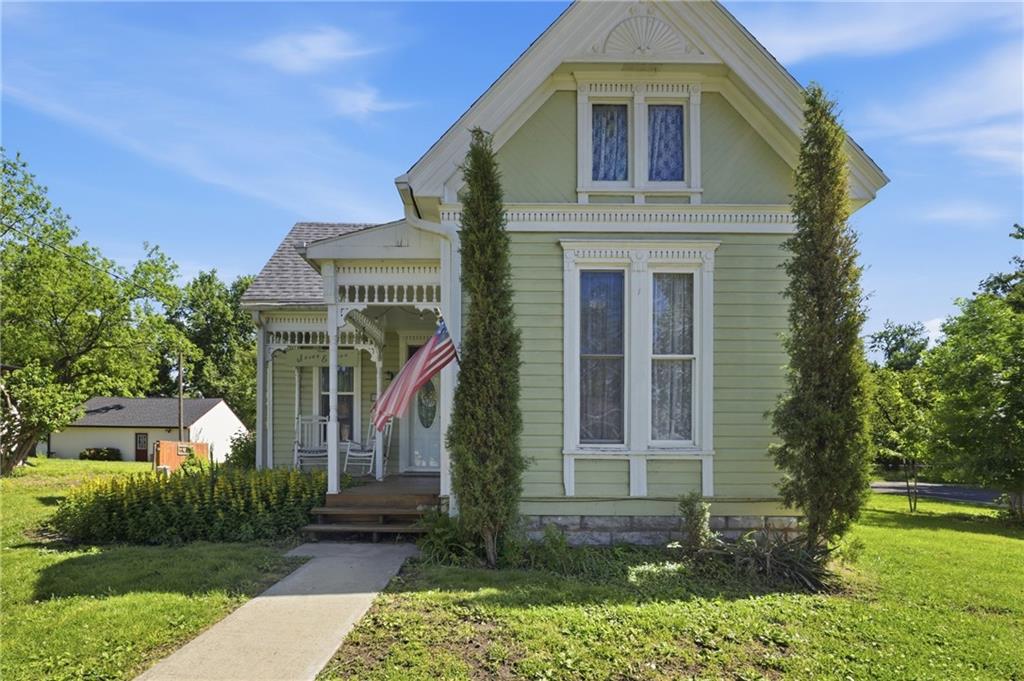 Listing Photo MLS #HMS2619898