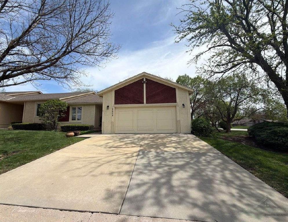 Listing Photo MLS #HMS2619940