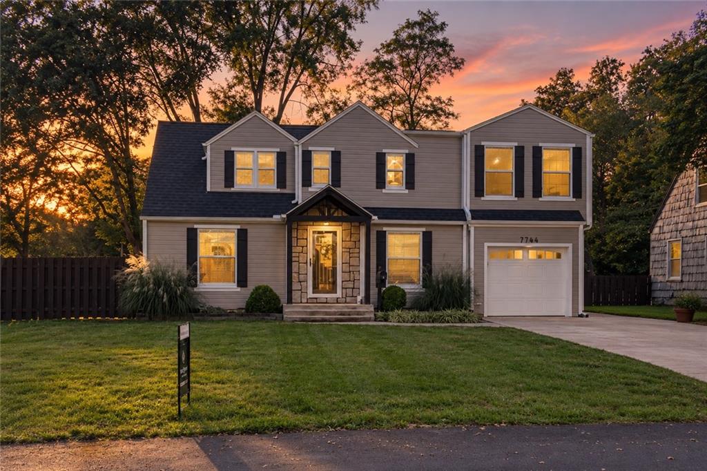 Listing Photo MLS #HMS2620044