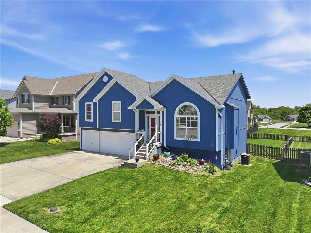 Listing Photo MLS #HMS2620084