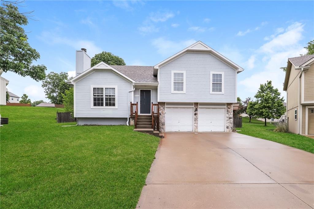 Listing Photo MLS #HMS2620143