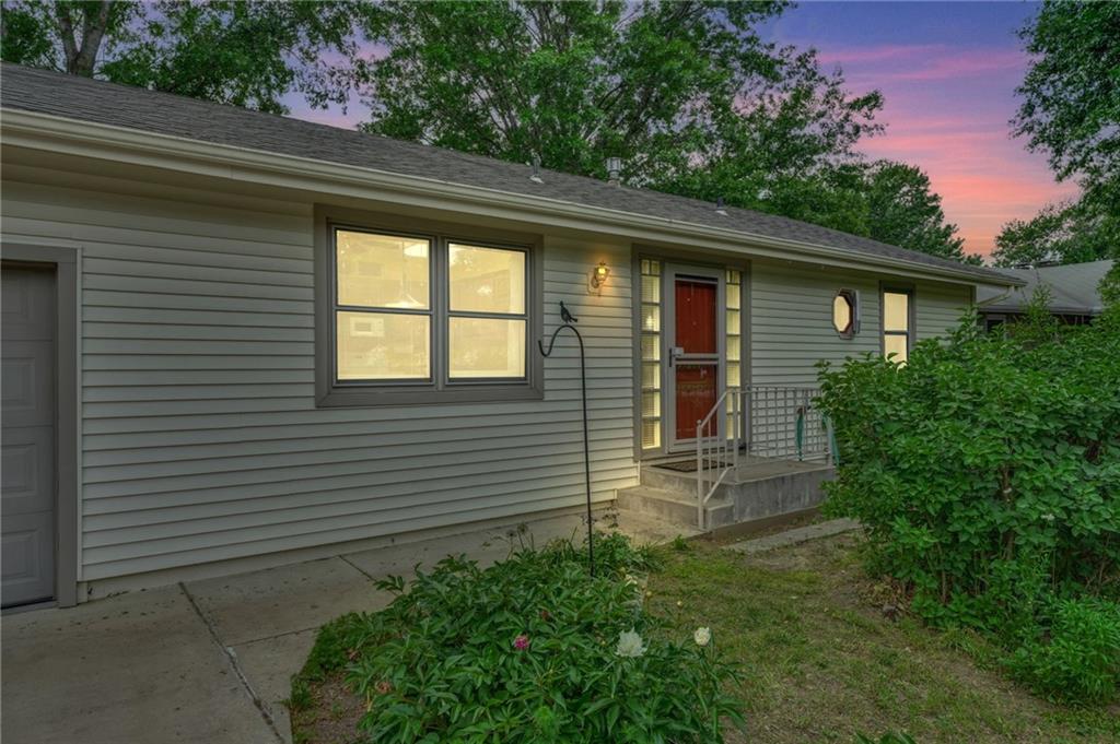 Listing Photo MLS #HMS2620171